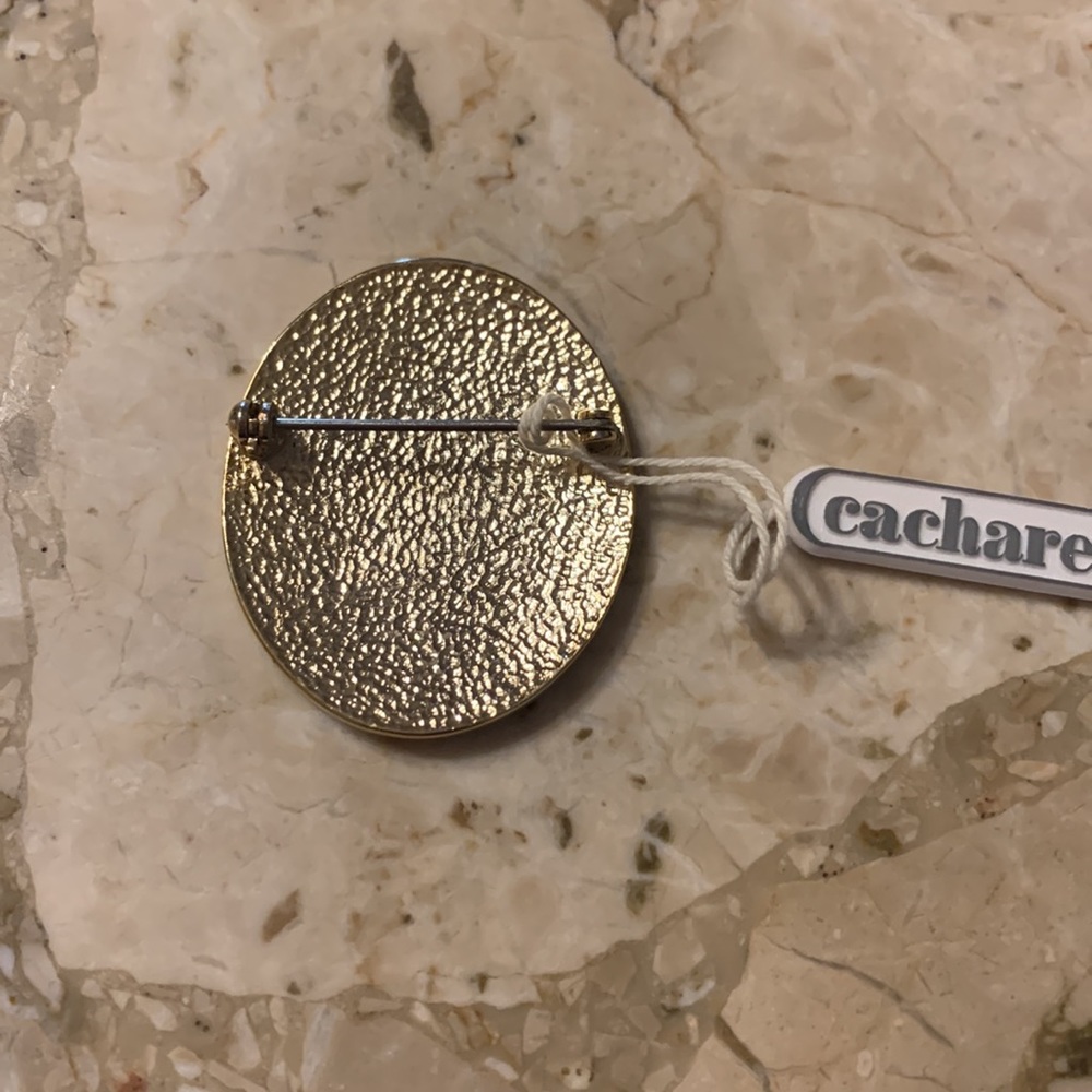 Cacharel Brooch/Pin - Picture 2 of 3